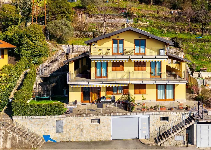 La Mansarda Sul Apartment *